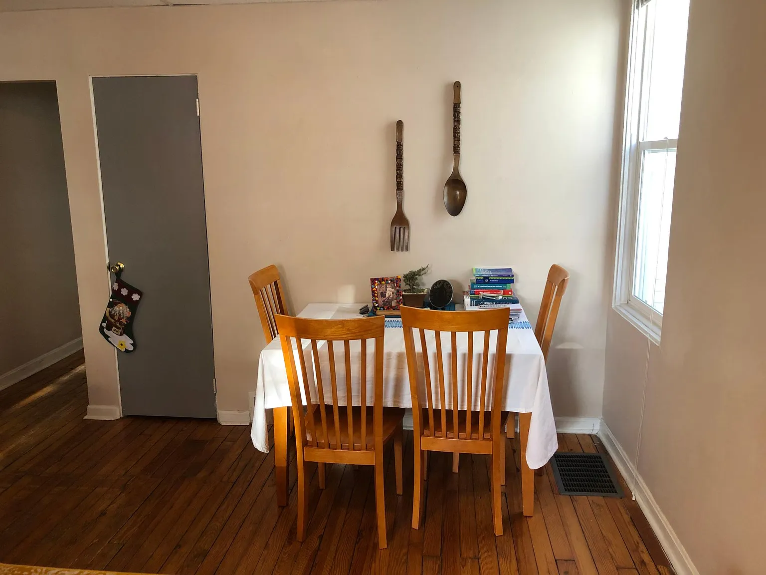 113 Ivy St — Photo 4