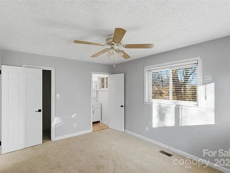 1051 Cox Mill Rd — Photo 9