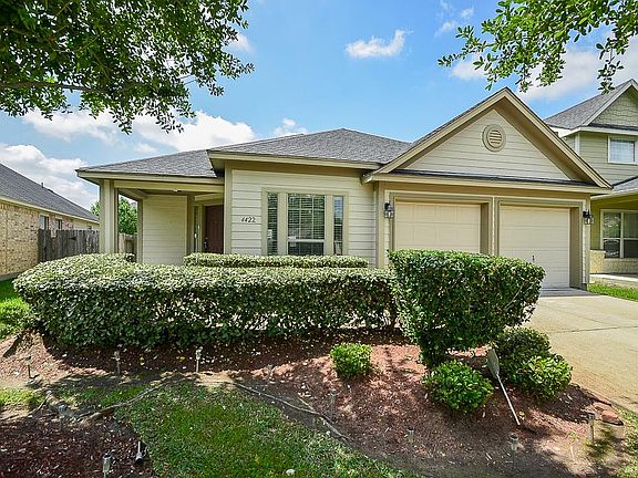 2nd image of 4422 Kirk Manor Ct