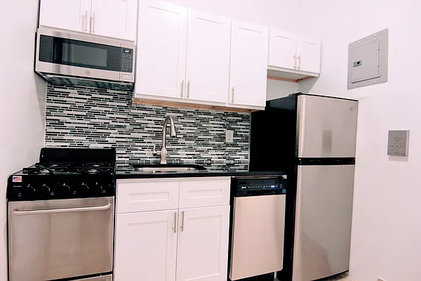 Rented by GPA Realty | media 22