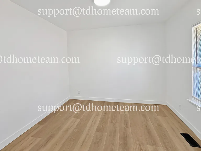 617 3rd Ave S — Photo 9