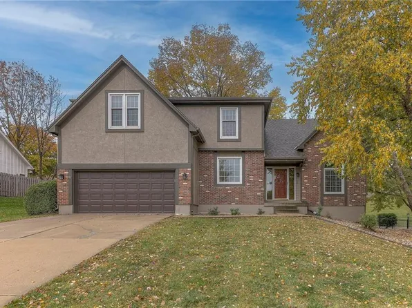 11223 W 109th St, Overland Park, KS 66210