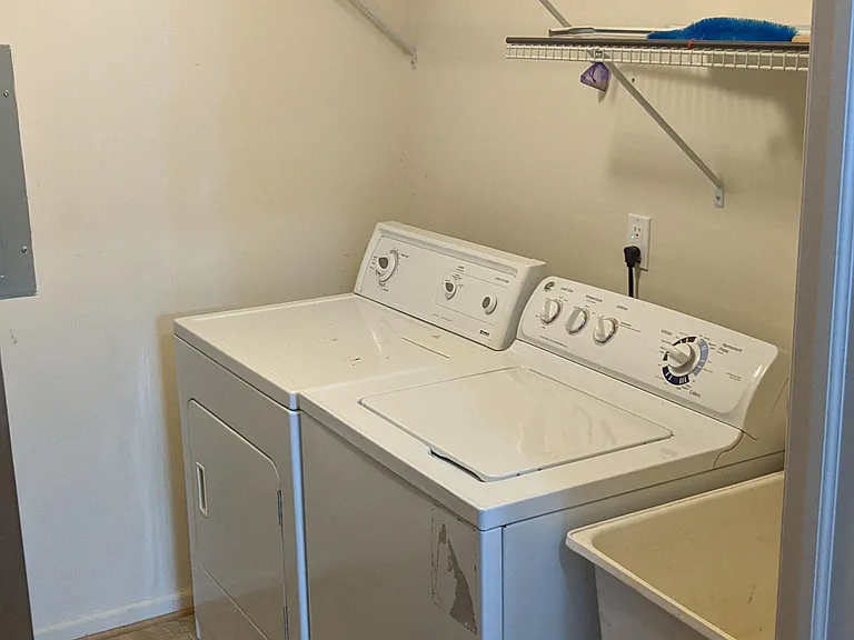 Watersway Dr — Photo 14