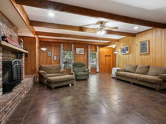 5th image of 16936 Teneiya Ave