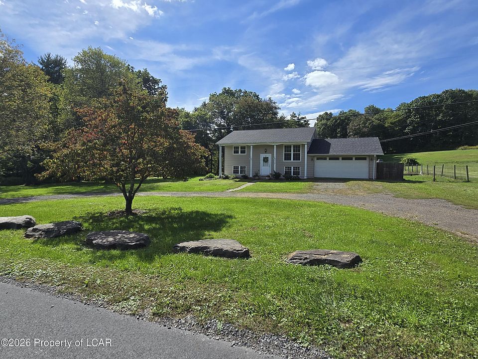 1st image of 528 Brace Rd