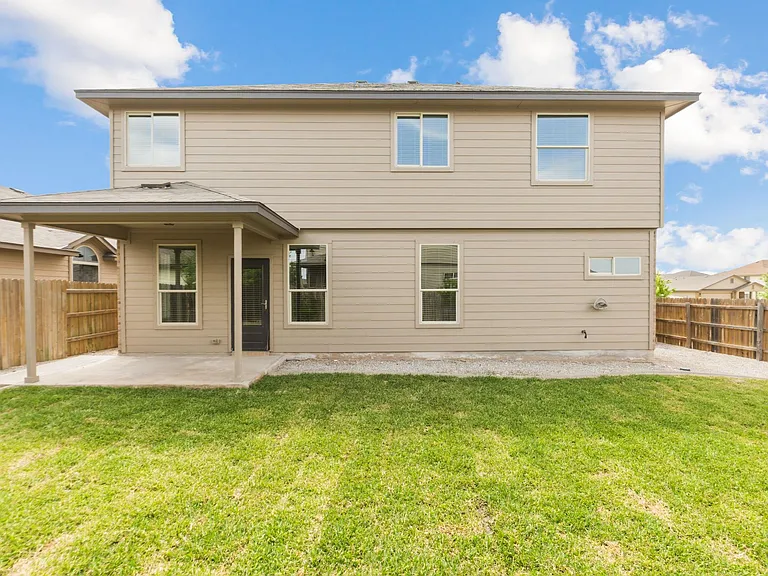 301 Serpentine Ln — Photo 35