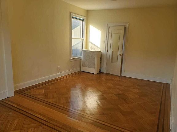 4th image of 781 E 5th St #2B