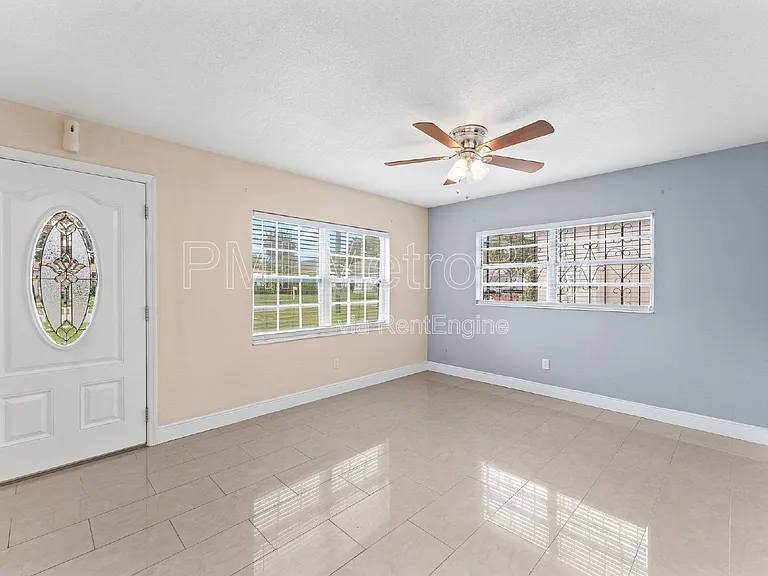 4312 W Nassau St — Photo 8