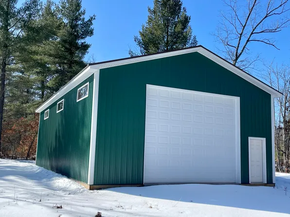 3850 Frisbee Dr, Lewiston, MI 49756