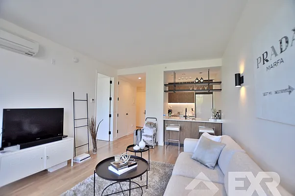 Rented by EXR | media 13