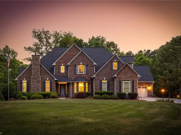 1147 State Highway 62 W, High Point, NC 27263