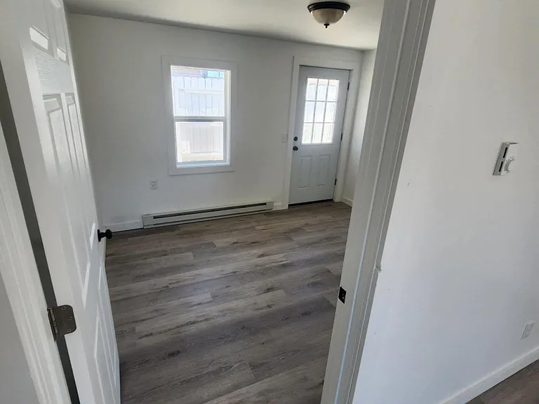 935 W Main St #E — Photo 9