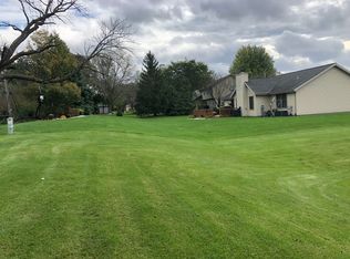 N97W16688 Chippewa Dr, Germantown, WI 53022