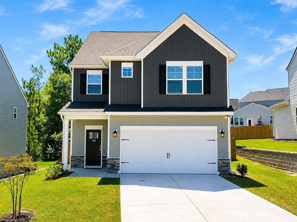 1st image of 135 Coppersmith Dr