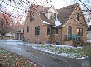 219 S Illinois, Hubbard, IA 50122