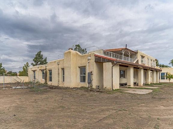 2nd image of 5200 Tierra Amada St NW