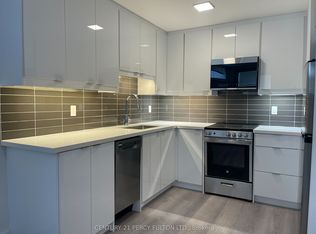 18 Cavell Ave #8-06, Toronto, ON M8V 1P2