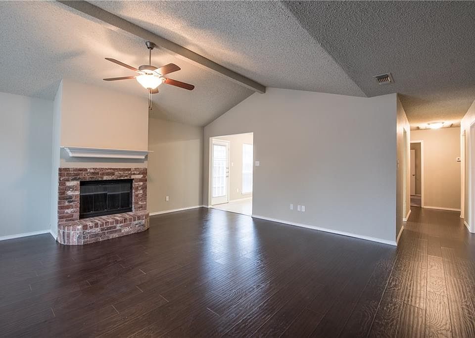 1st image of 7400 Laurelhill Ct S