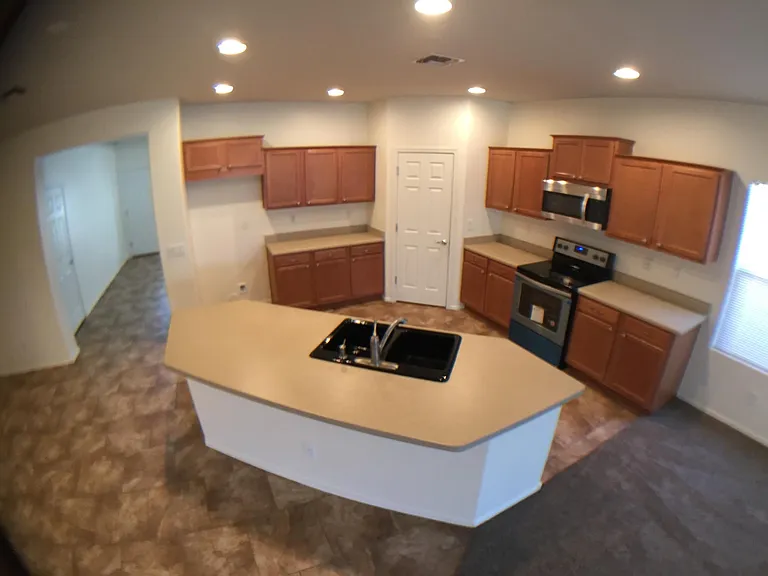 5814 W Pedro Ln — Photo 5