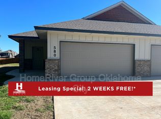 580 S Cemetery Rd, Yukon, OK 73099