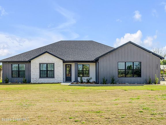 3rd image of 3395 Dunn Rd