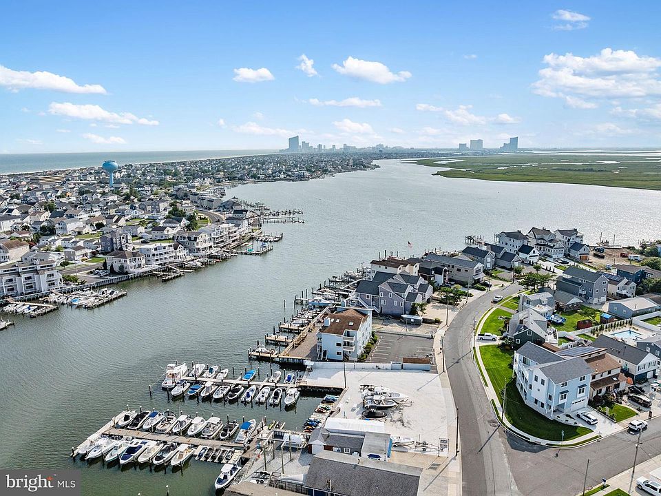 1st image of 444 W Shore Dr APT 4