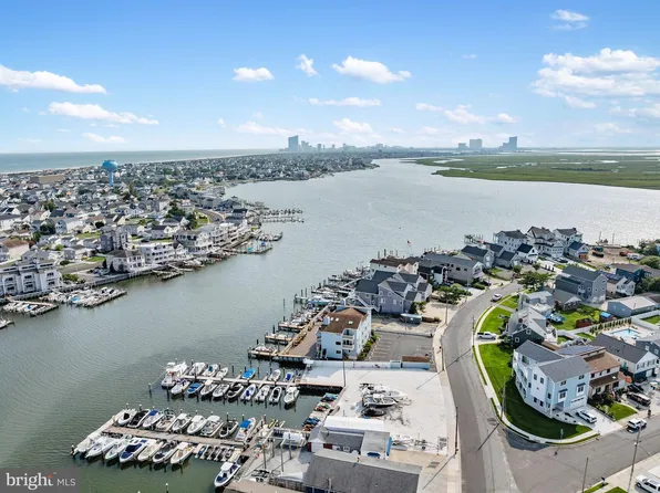 444 W Shore Dr APT 4, Brigantine, NJ 08203