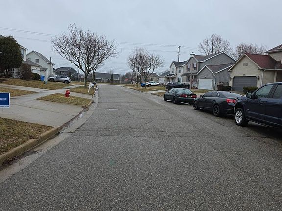 4th image of 1919 Bowker Dr