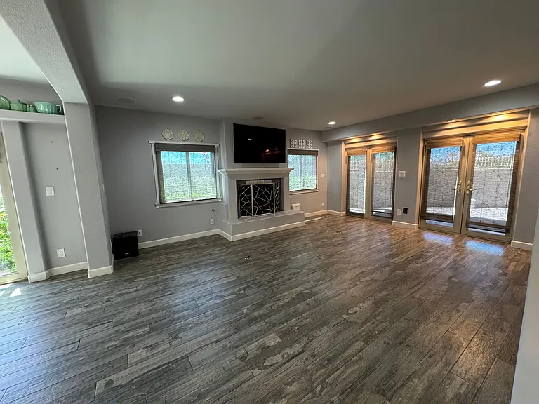 8100 E Camelback Rd #14 — Photo 14