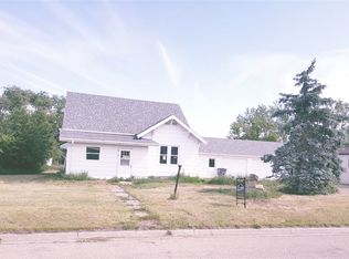 877 Main St, Lansford, ND 58750