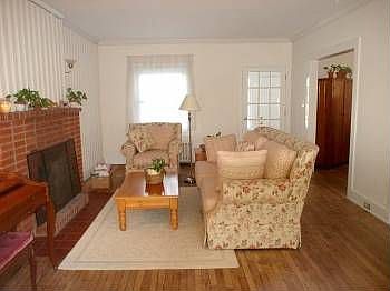 2nd image of 364 Bonniewood Dr
