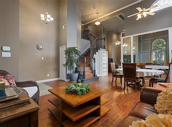 4th image of 1209 Saint Monet Dr