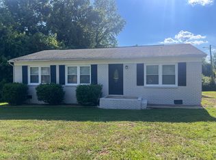 3605 Somerset Dr, Gastonia, NC 28052