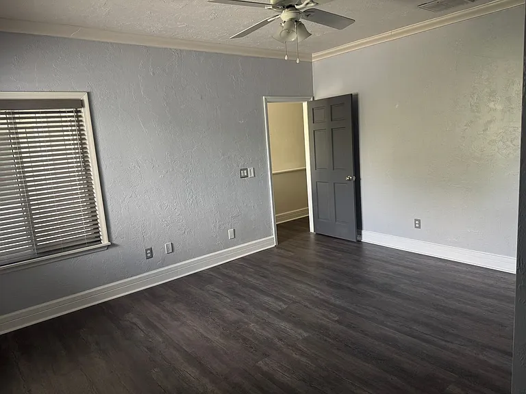 9716 Tiffany Oaks Ln — Photo 22