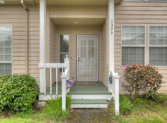2nd image of 1377 Westbrook Dr NW