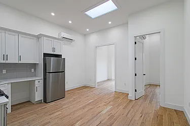 27 Cornelia Street, #3