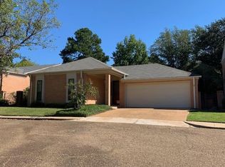 220 Park Lane Pl, Jackson, MS 39211