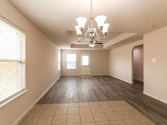 4th image of 19307 Arrow Grand Ct