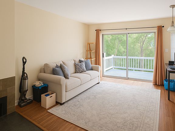 2nd image of 7009 Bentley Mill Pl