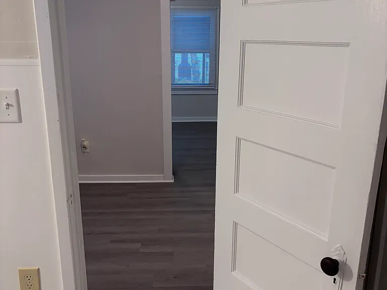 301 N Kates Ave — Photo 27