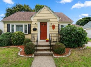 34 Invernia Rd, Cranston, RI 02920