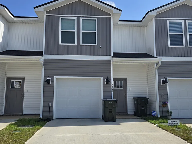 9047 Golden Eye Dr — Photo 1