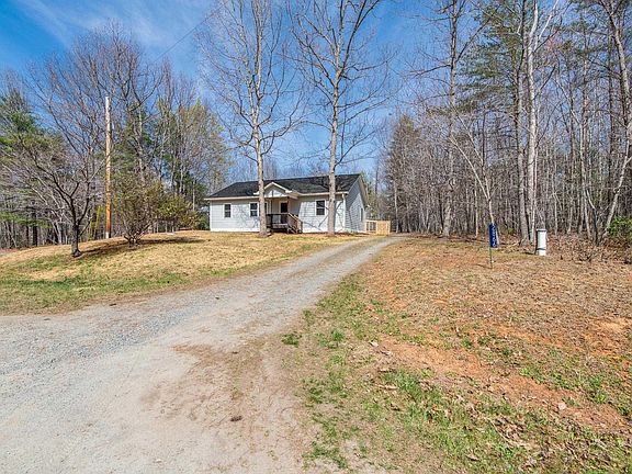 4th image of 2866 Camp Spring Rd