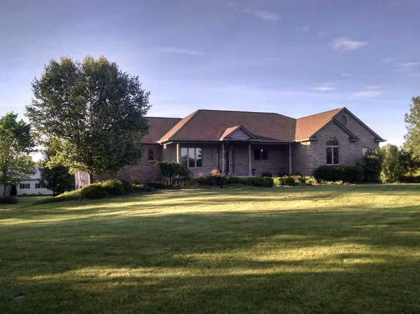 67202 Lilac Ln, Ray Twp, MI 48096