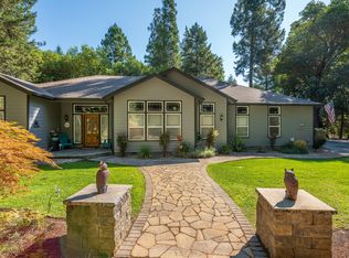 341 Sugar Pine Dr, Merlin, OR 97532