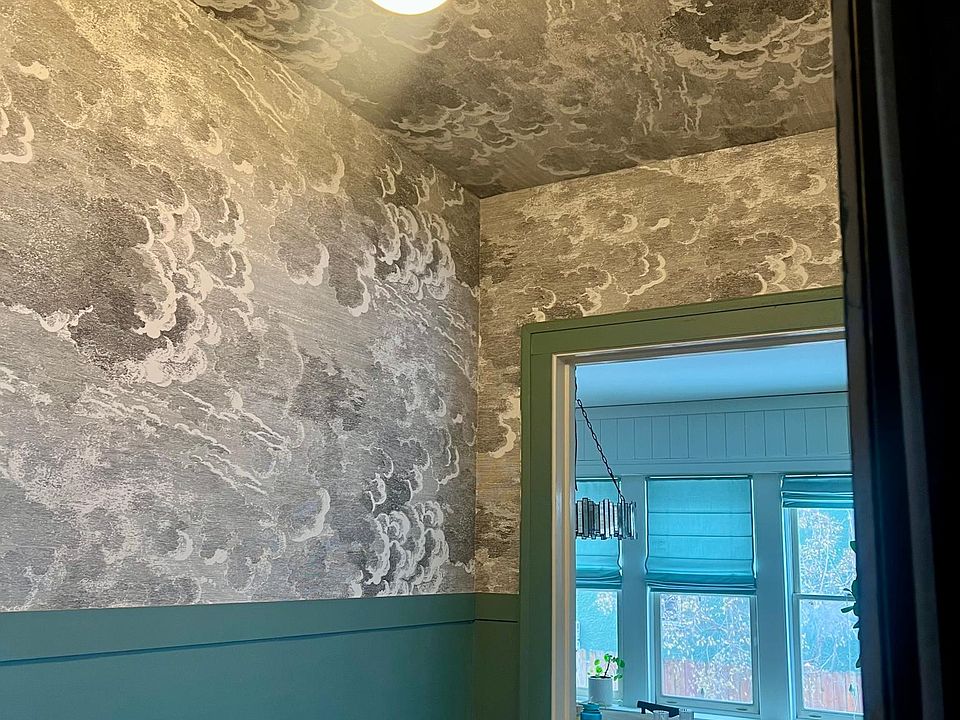 1st image of 133 N Lombard Ave APT 1