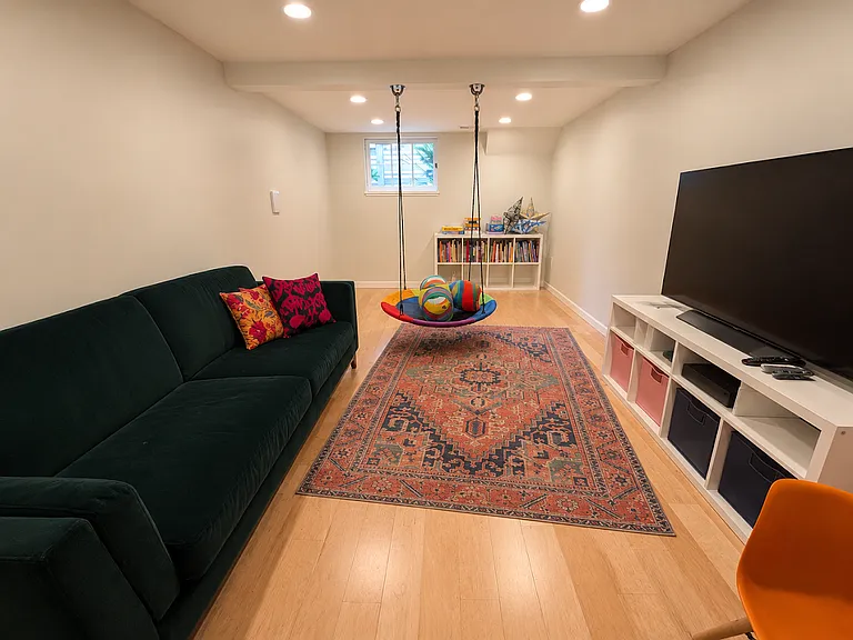 6223 Greenwood Ave N — Photo 25