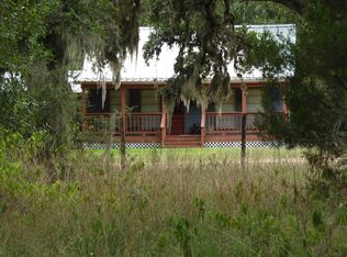 496 Private Road 1052, Hallettsville, TX 77964