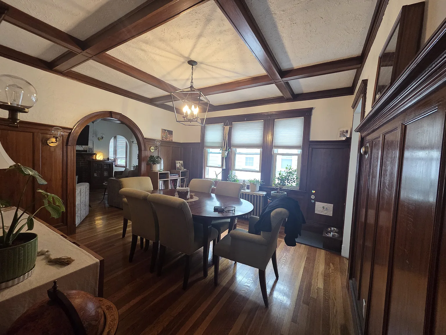 3 bed, 1400 sqft, $3,000 — Photo 1