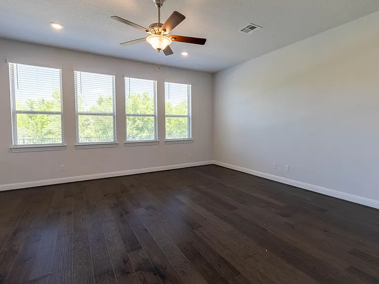 19337 Pilton Dr — Photo 12